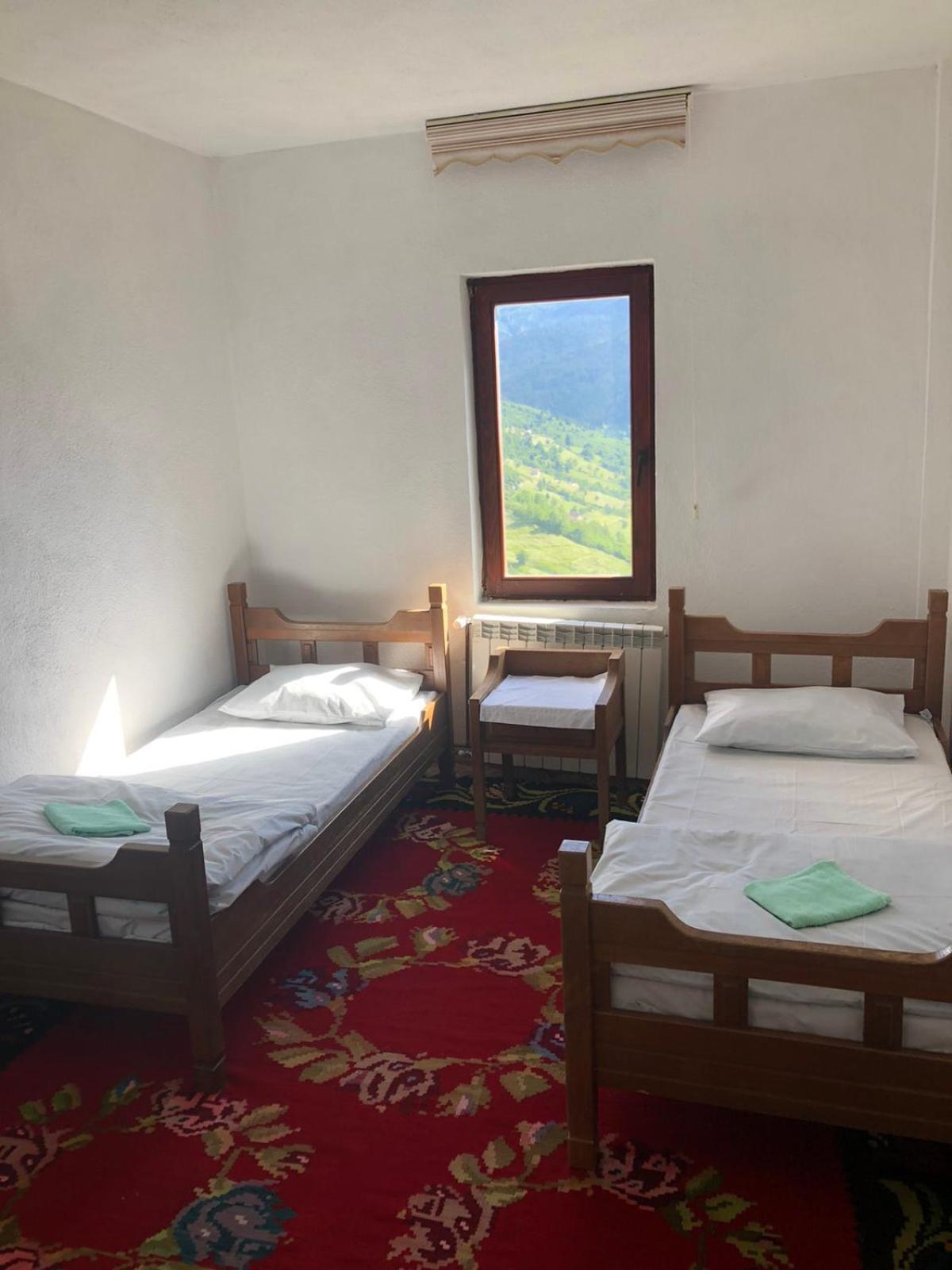 Viewpoint Kofiljaca Bed and Breakfast Plav Exteriör bild
